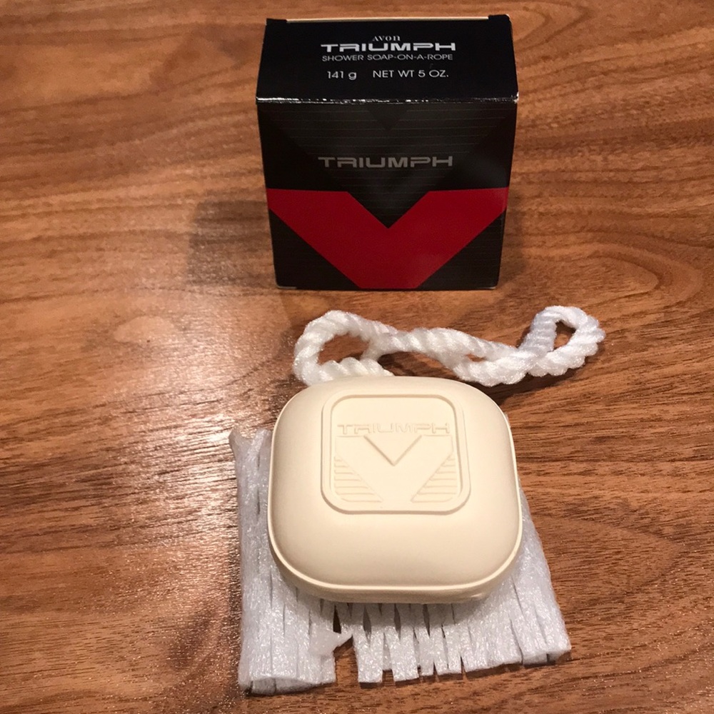 NIB Avon Triumph deodorant soap on a rope
